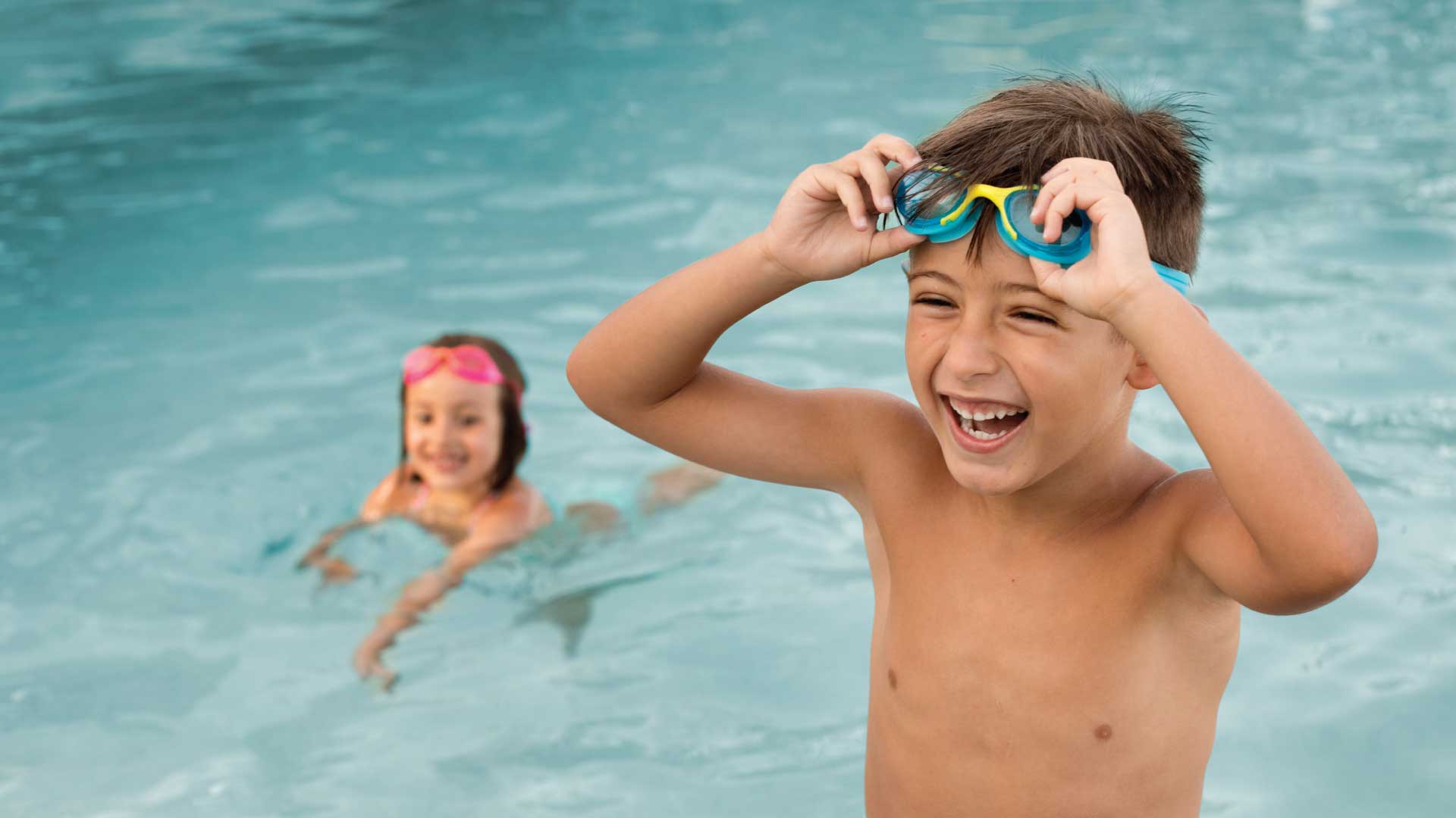 learning swim an early age